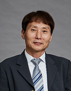 정사언 사진